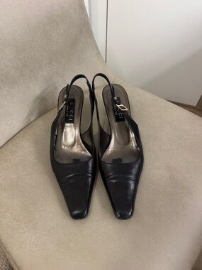 Vintage Gucci Women's Black Leather Slingback Heels